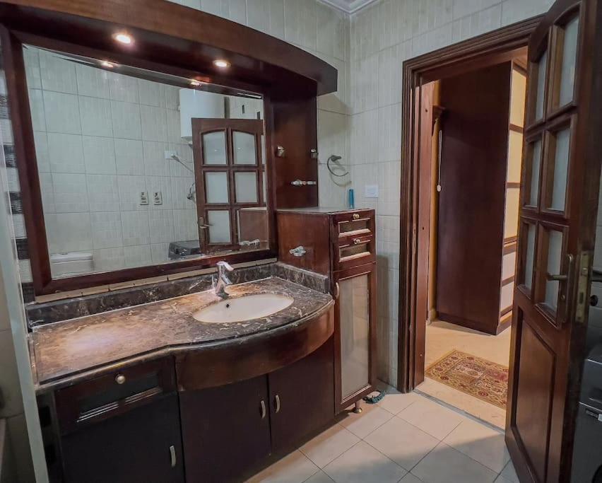 Zamalek Luxuriou Apartment Cairo