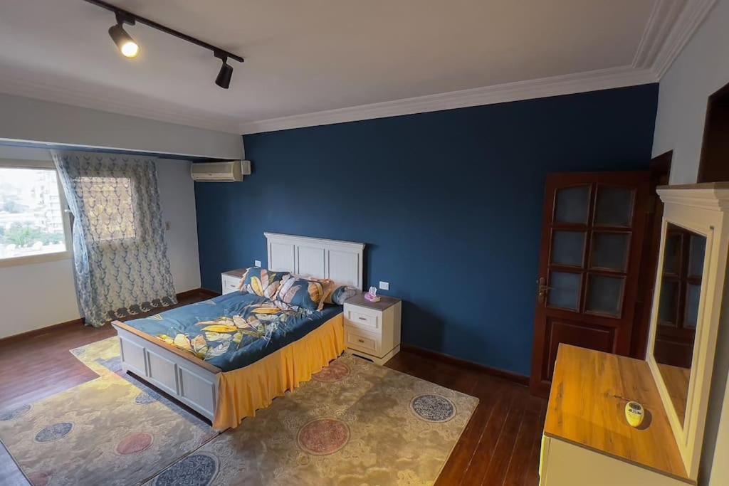 Apartment Zamalek Luxuriou Cairo