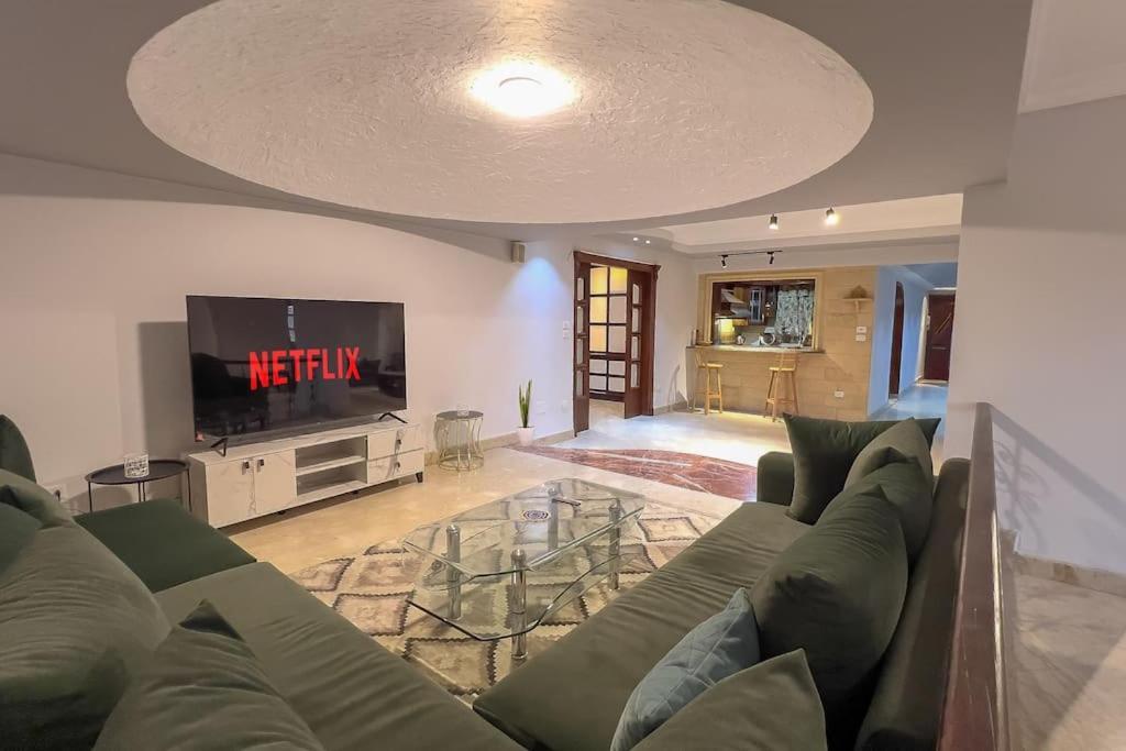 Zamalek Luxuriou Apartment *